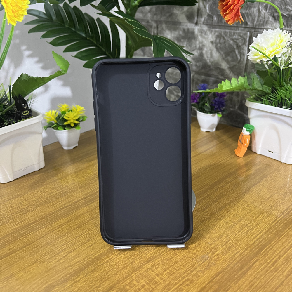 كفر آيفون 11 بتصميم رياضي مميز مع رقم 46 - الصورة 3