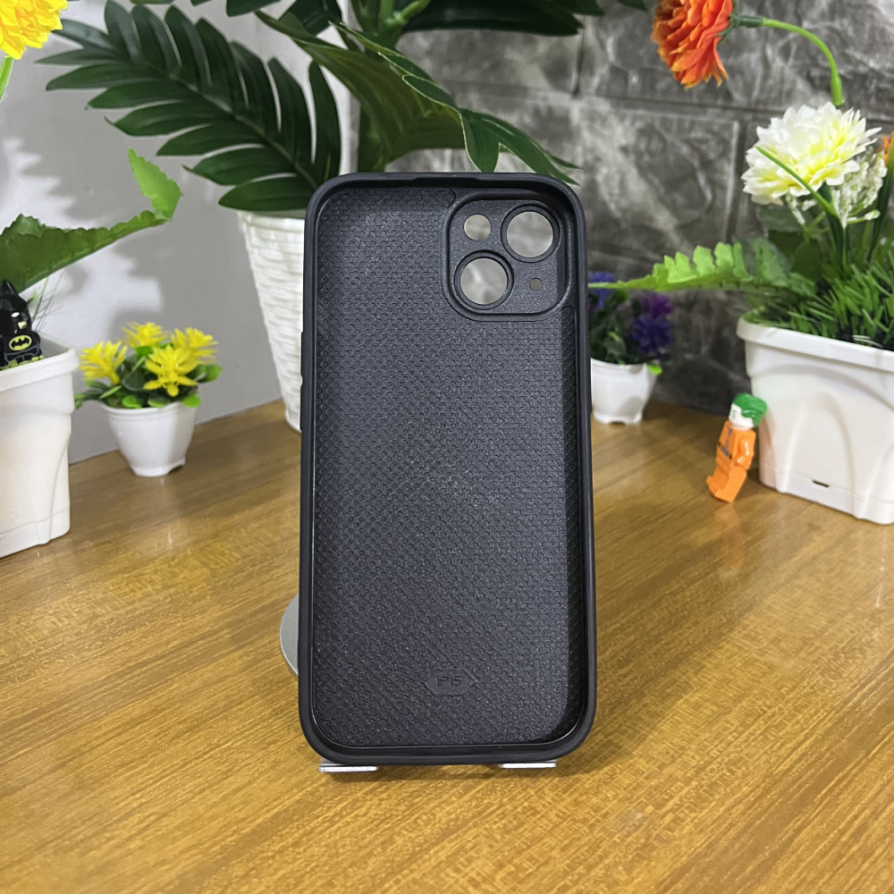 كفر V-DIAMOND من BANSK آيفون 15 - الصورة 3